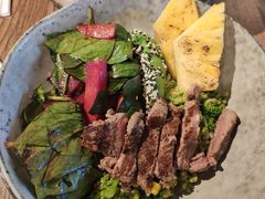 煎牛肉配坚果米饭能量碗-Wagas沃歌斯(北京君太百货店)
