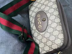 -聚云奢二手奢侈品黄金手表包包回收·中古店(三里屯总店)