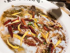 -江渔儿酸菜鱼(奥园广场金发购物中心店)