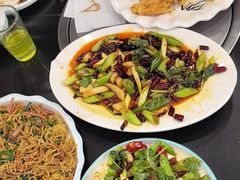 -瑞杰烧烤店·24小时营业(山东路店)