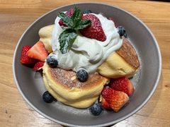 草莓舒芙蕾松饼-WOKKA by艮上(中海环宇荟店)