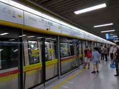 -烈士陵园(地铁站)