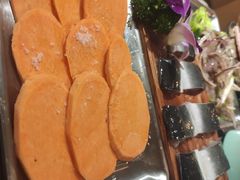 -围炉肉舍•炭烤活鳗•丹东海鲜烤肉(步行街店)