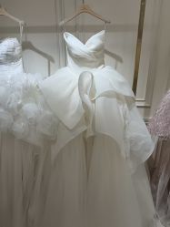 -拉瑞娜LaReine婚纱礼服高级定制