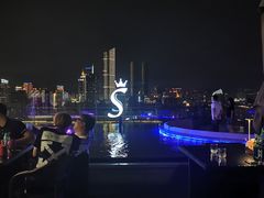 -杜尚rooftop露台酒吧