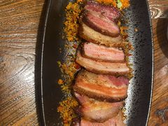 烤脆皮（土）猪肉-中8楼风尚云南菜(颐堤港店)