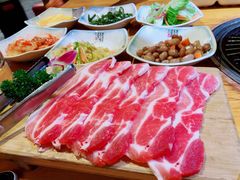 -唯成•韩国炭火烤肉 유성고기