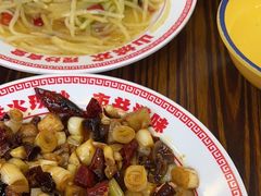 -山城欢现炒食堂(上海城店)