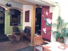 -Sala Thai Restaurant