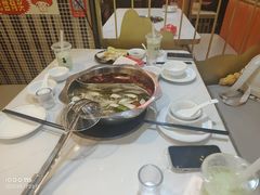 -尚品海鲜肥牛自助火锅(湖明店)