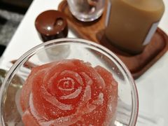 柚然自得的小美女-柠檬树茶餐厅(海雅缤纷城店)