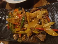 酸木瓜炒牛肉-紫滇源云南生态菜(丹凤街店)