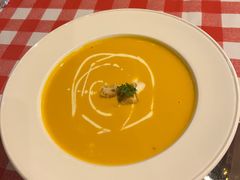 -1886德国汽车餐厅(外滩十六铺码头店)