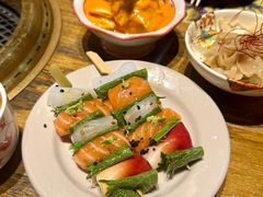-肉魁屋·烧肉·烧鸟·酒场(高新店)