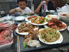 -顶之鲜海鲜餐厅