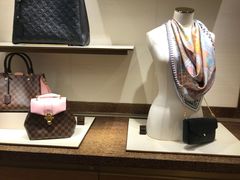 -文艺复兴百货(米兰大教堂广场店)