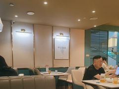 -美奈小馆·越南料理(中航城君尚购物中心店)
