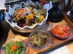 海鲜蔬菜沙拉-吉屋烤肉(八宝街店)
