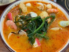 -老何家后安粉·糟粕醋海鲜火锅(三亚湾椰梦长廊店)