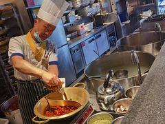 -潮火锅·麻辣牛肉火锅(观音桥方圆·LIVE店)