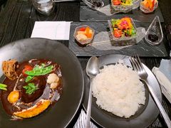 咖喱慢煮黑毛和牛套餐-松本楼