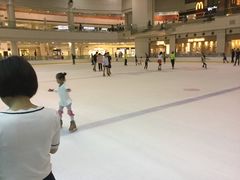 -冰纷万象滑冰场(深圳万象城店)