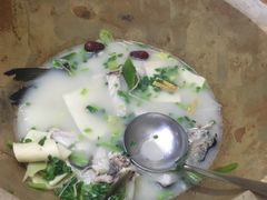 -滇香肴·云南菜蒸汽石锅鱼(云南北路店)
