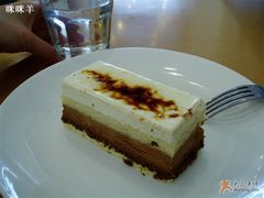 香草摩卡榛子蛋糕-榖屋house of flour(张江首店)