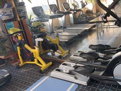 -迈劲健身专业私教(朝青汇店)