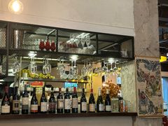 -Retro Deli