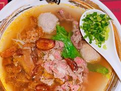 鲜烫牛肉牛丸粿条-一肴·牛肉粿条(罗湖万象店)