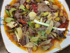 -黄桷树曹家私房菜(江与城店)