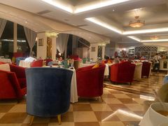 -米兰臻选·花园餐厅(航空店)