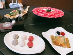 -鼎泰亨·海鲜牛肉餐厅(滨江店)
