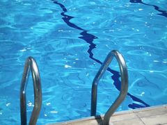 -奥冠体育华师附中恒温游泳馆