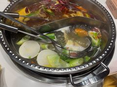 -乡土黄·鲜牛肉火锅·小龙虾(兴业街店)