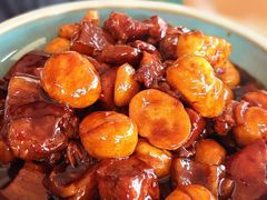 板栗红烧肉-塞上渔乡·农家菜·虹鳟鱼
