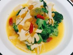西兰花浸春笋-太二酸菜鱼(中山龙之梦店)