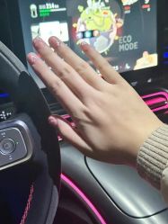 -甲壳虫美甲美睫·美肤