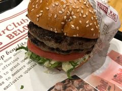 -The Habit Burger Grill 哈比特汉堡(爱琴海店)