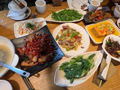 -隔壁老王·家常云南菜(花巷店)