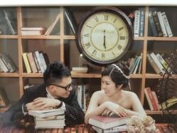 -现代经典婚纱摄影