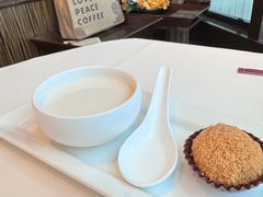 杏仁茶配擂沙汤圆-利苑酒家(宜安广场店)