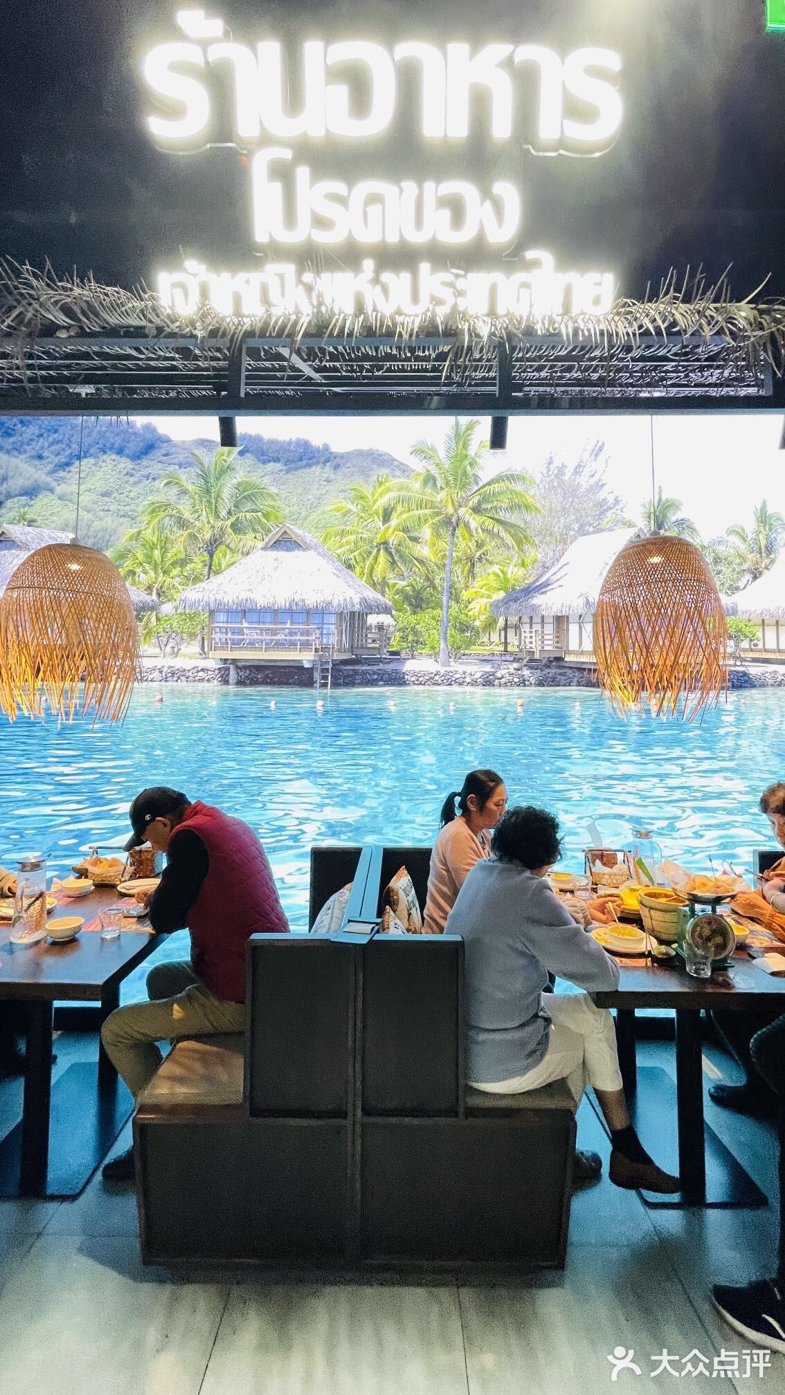 魔都超火的泰餐，排到下午三点也要吃的节奏！ 