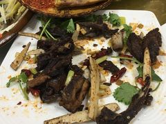 -乡土特色.冷锅鱼.牦牛肉汤锅