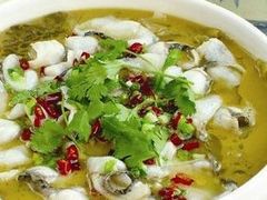 -德林酸菜鱼火锅(南丹店)
