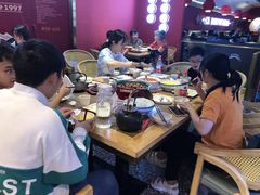 大堂-龙少爷碳火干锅(环球中心店)