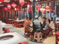 -爱你您·自家鱼塘·活水喷泉鱼火锅(八里店)