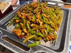 老孜然辣椒炒肉-遇见长安之高山流水(李家村万达店)