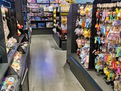 -酷乐潮玩(城西银泰城店)